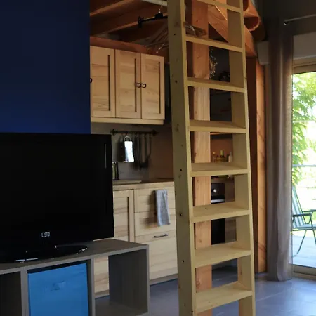 Les Glycines De Soubize Tatil Evi